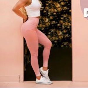 Buff Bunny pink pocket leggings